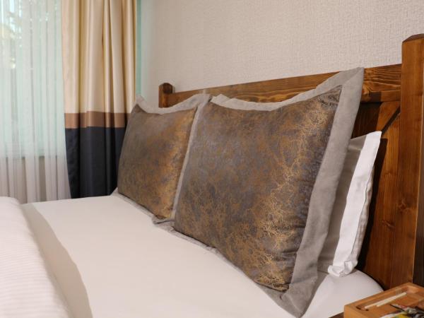 Zengin City Hotel : photo 3 de la chambre chambre double