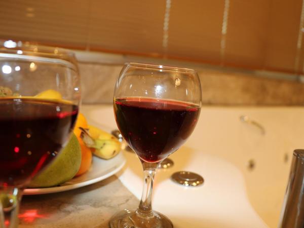 Zengin City Hotel : photo 8 de la chambre suite avec baignoire spa