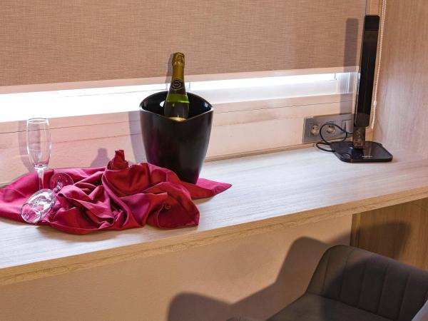 Bellavista Sevilla : photo 5 de la chambre offre romantique - chambre lit king-size de luxe