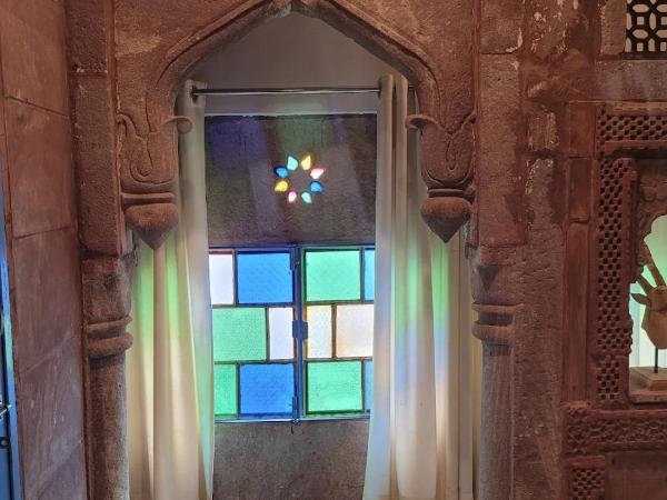 The Kutumb Villa - A Heritage Home Stay : photo 10 de la chambre chambre lit queen-size deluxe