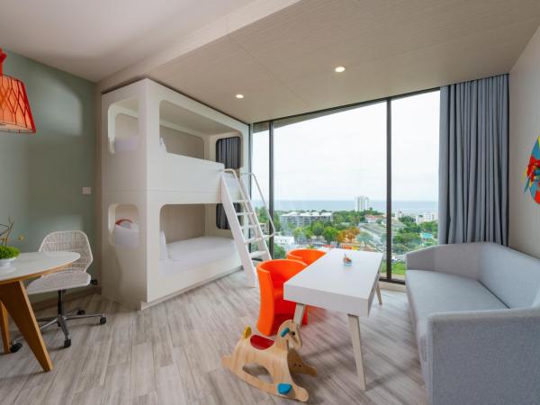 Holiday Inn Resort Vana Nava Hua Hin, an IHG Hotel : photo 3 de la chambre chambre familiale - vue sur océan