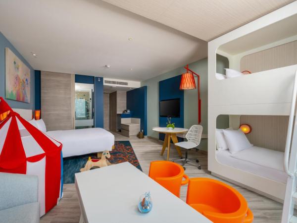 Holiday Inn Resort Vana Nava Hua Hin, an IHG Hotel : photo 2 de la chambre chambre familiale - vue sur océan