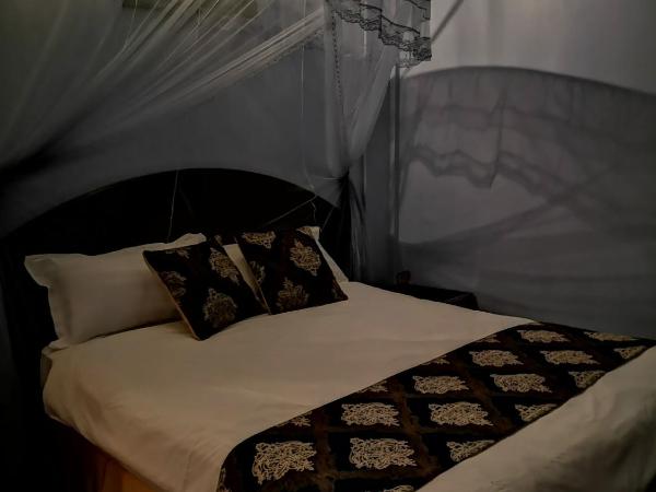 Vintage House : photo 2 de la chambre chambre double avec salle de bains commune