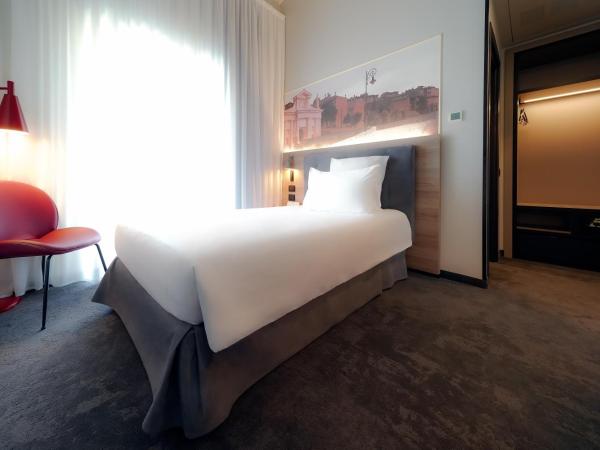 Mercure Bergamo Centro Palazzo Dolci : photo 1 de la chambre chambre standard avec 1 lit simple