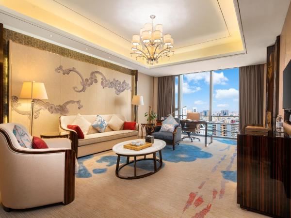 Wanda Vista Dongguan - Free Canton Fair shuttle bus to Canton Fair exhibition center during Canton Fair period : photo 3 de la chambre suite deluxe