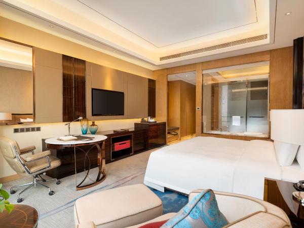 Wanda Vista Dongguan - Free Canton Fair shuttle bus to Canton Fair exhibition center during Canton Fair period : photo 6 de la chambre chambre lit king-size deluxe 