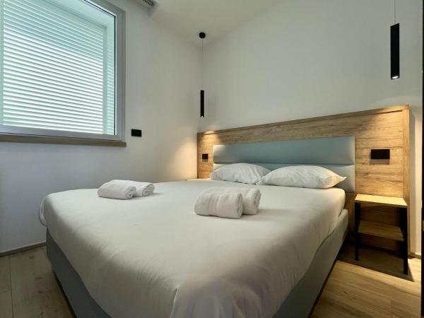 Bari Airport Rooms : photo 7 de la chambre chambre double - vue sur jardin