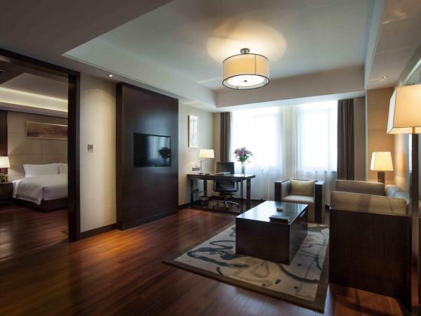 Ramada Plaza by Wyndham Xi'an South : photo 1 de la chambre suite lit king-size