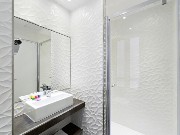 Jardins de Montmartre : photo 4 de la chambre chambre simple affaires