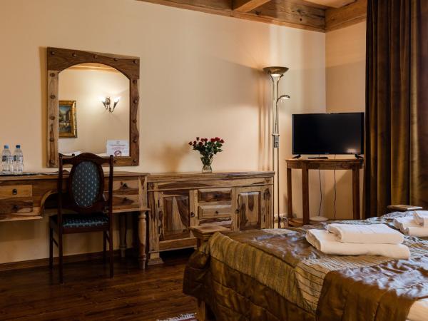 Hotel Marysin Dwór : photo 4 de la chambre chambre double supérieure
