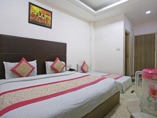 Hotel Sterling Inn, New Delhi : photo 3 de la chambre chambre familiale supérieure