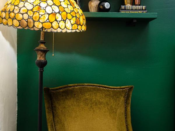 The Mansion on Royal : photo 2 de la chambre suite lit queen-size #2