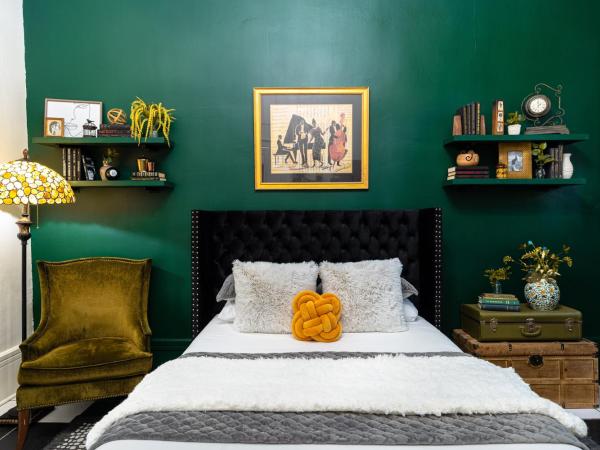 The Mansion on Royal : photo 4 de la chambre suite lit queen-size #2