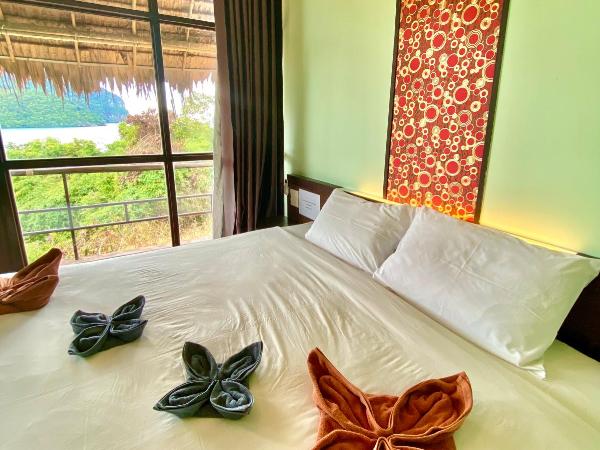Phi Phi Sea Sky Resort : photo 5 de la chambre bungalow supérieur
