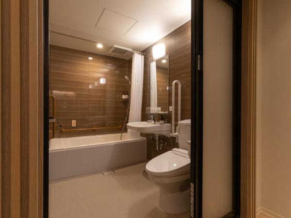 fav HIROSHIMA HEIWAODORI : photo 3 de la chambre chambre lits jumeaux pour personnes à mobilité réduite