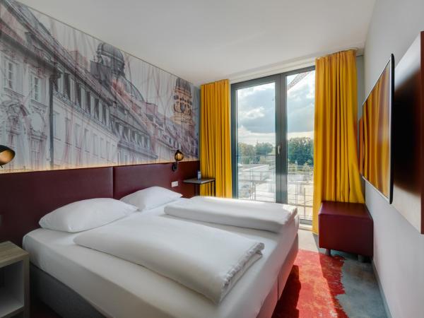 Campanile Muenchen Sendling : photo 2 de la chambre chambre double