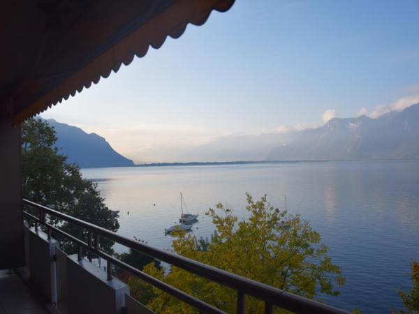 Royal Plaza Montreux : photo 6 de la chambre suite junior avec balcon - vue sur lac