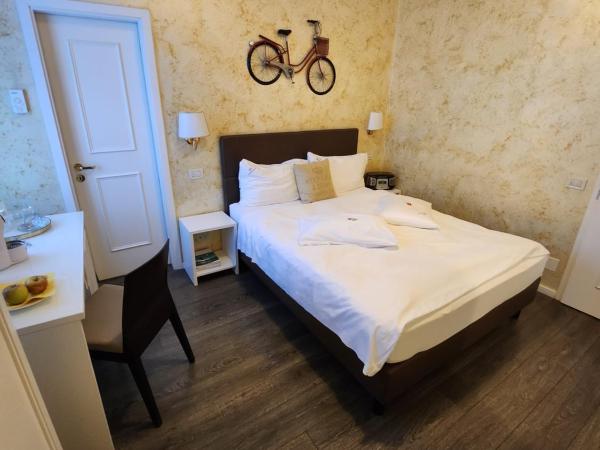 Hotel Millennium : photo 3 de la chambre chambre double standard