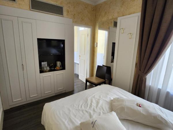 Hotel Millennium : photo 4 de la chambre chambre double Économique