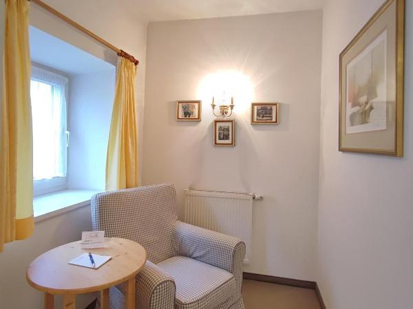 Koller, Pension Haus : photo 1 de la chambre chambre double avec douche