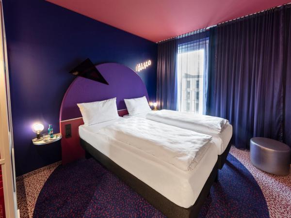 ibis Styles Muenchen Perlach : photo 1 de la chambre chambre double communicante