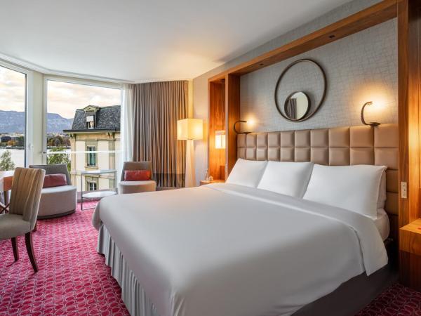 Fairmont Grand Hotel Geneva : photo 4 de la chambre chambre double fairmont - vue partielle sur lac