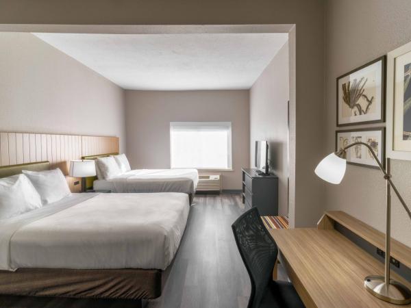 Country Inn & Suites by Radisson, Wolfchase-Memphis, TN : photo 1 de la chambre chambre avec 2 grands lits queen-size 