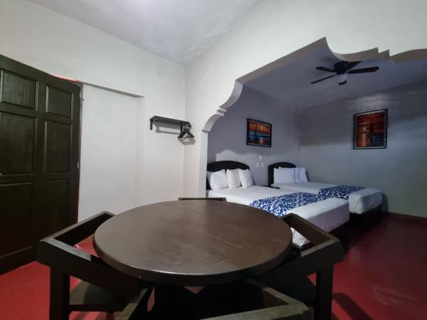 HOTEL PUERTO MORELOS cuernavaca : photo 1 de la chambre suite deluxe