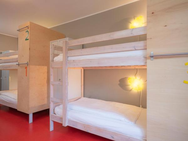 BIG MAMA Berlin : photo 6 de la chambre lit dans dortoir pour femmes de 4 lits