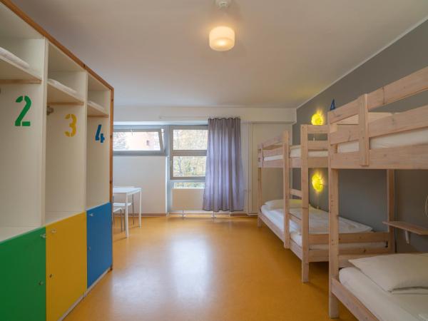 BIG MAMA Berlin : photo 1 de la chambre lit dans dortoir de 4 lits avec salle de bains commune