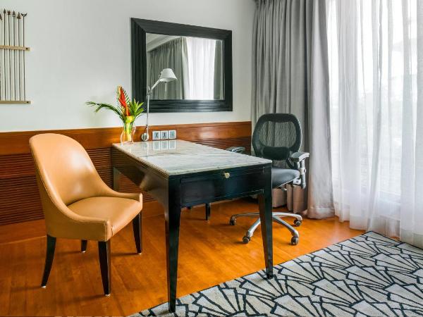 InterContinental Marine Drive Mumbai, an IHG Hotel : photo 7 de la chambre chambre lit king-size classique - vue sur baie