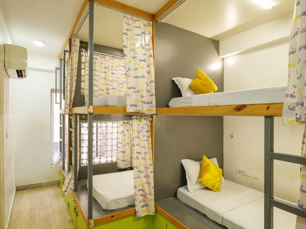 Moustache Hostel, Jaipur : photo 1 de la chambre deluxe 6 bed mixed ac dormitory