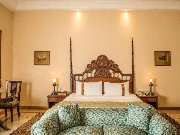 The Lalit Laxmi Vilas Palace : photo 2 de la chambre princess suite - free wifi-- enjoy 10% discount f&b,spa & laundry, vip amenities