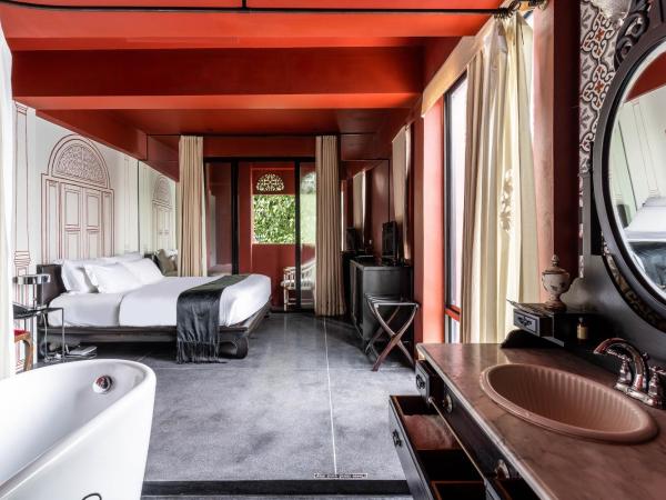 Amdaeng Bangkok Riverside Hotel : photo 2 de la chambre chambre double deluxe avec balcon