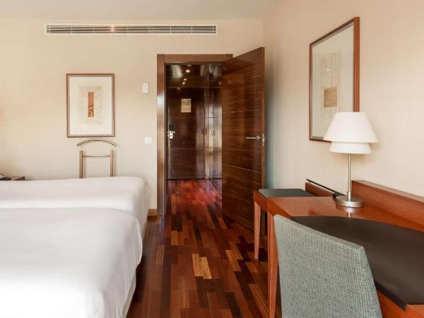 NH Marbella : photo 7 de la chambre chambre double ou lits jumeaux standard avec terrasse