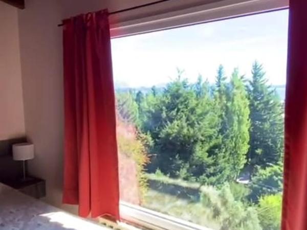 Astrolabio Hostel : photo 4 de la chambre appartement - vue sur lac