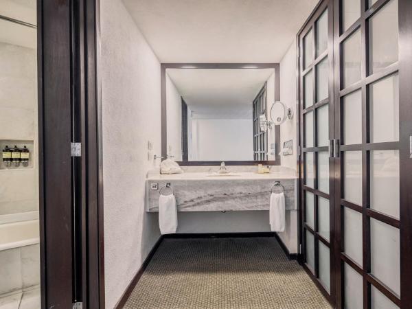 Fiesta Americana Guadalajara : photo 5 de la chambre chambre standard 1 lit king-size 