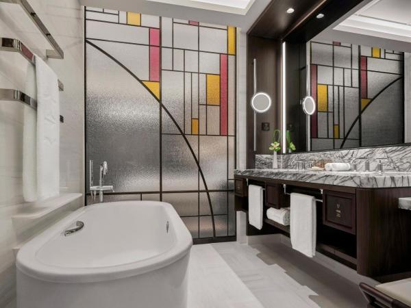 Shangri-La Qiantan, Shanghai : photo 2 de la chambre chambre lit king-size exécutive horizon