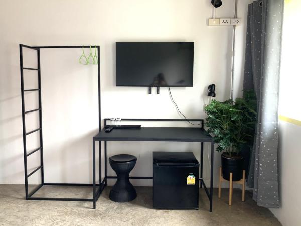 Sleep Sheep Phuket Hostel SHA : photo 4 de la chambre chambre double