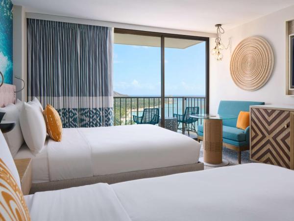 OUTRIGGER Waikiki Beachcomber Hotel : photo 1 de la chambre hébergement 2 lits doubles - vue sur océan
