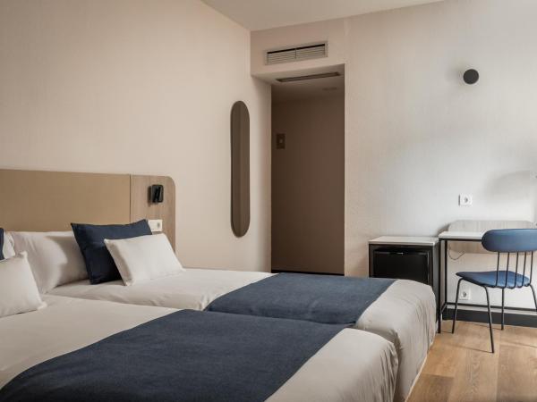 Hotel Don Jaime 54 : photo 1 de la chambre chambre lits jumeaux standard