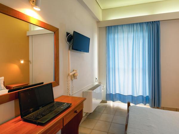 Hotel Fotini : photo 1 de la chambre studio - vue sur mer (3 adultes)