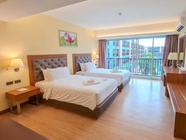 Golden Sea Hua Hin - SHA Extra Plus : photo 10 de la chambre chambre double ou lits jumeaux deluxe - vue sur piscine