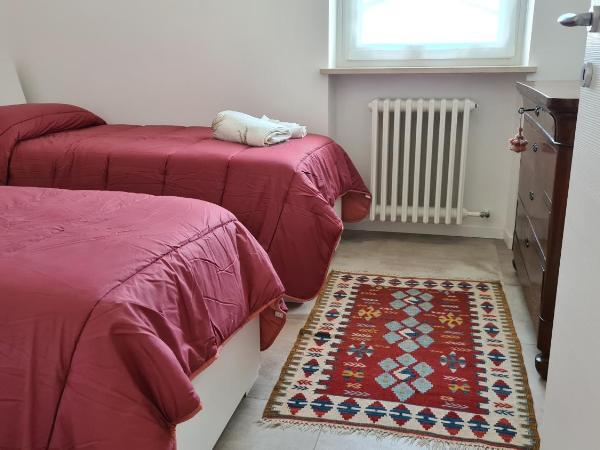 B&B Valle D'Astino : photo 4 de la chambre chambre lits jumeaux avec salle de bains commune