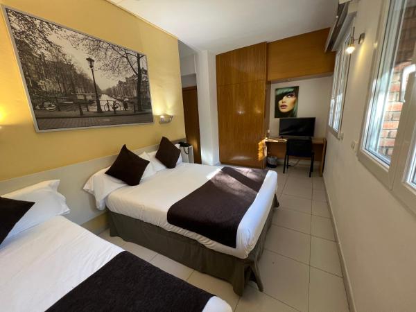 Hotel Travessera : photo 6 de la chambre chambre triple