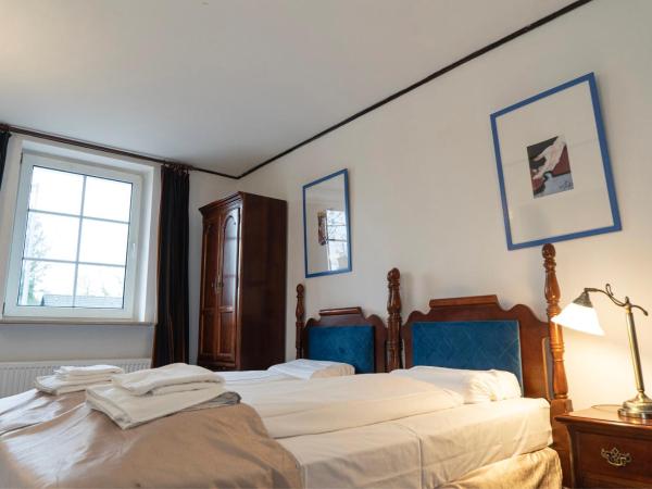 Hotel Petit Wannsee : photo 1 de la chambre chambre simple avec salle de bains privative