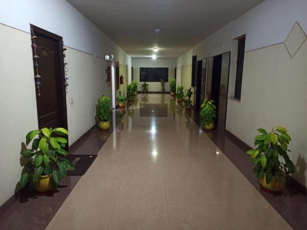 Bulande Comforts-Service Apartment In Brookfield : photo 2 de la chambre chambre double deluxe