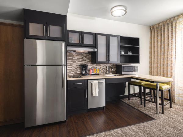 Staybridge Suites Seattle - South Lake Union, an IHG Hotel : photo 3 de la chambre suite 1 chambre lit king-size