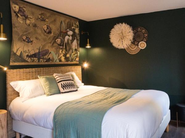 Hôtel Le Patio - Deauville : photo 1 de la chambre chambre supérieure - rez-de-jardin