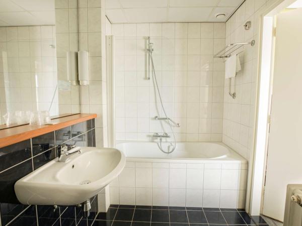 Flonk Hotel Groningen Centre, BW Signature Collection : photo 4 de la chambre chambre lits jumeaux classique